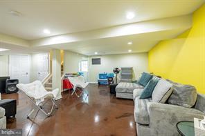 Building Photo - 2918 Capri Dr