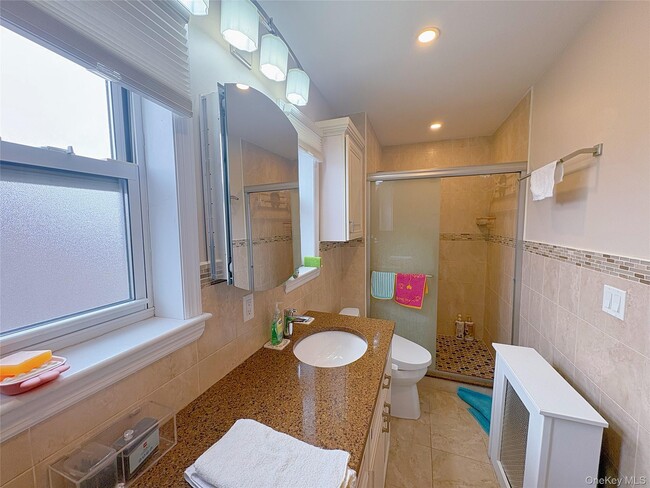 Building Photo - 58-36 Bell Blvd