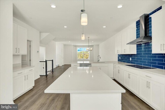 Building Photo - 11301 Carobel Ct
