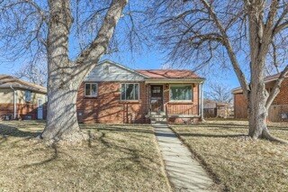 Primary Photo - 3264 Niagara St
