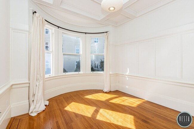 Building Photo - SOPHISTICATED 2-BD DREAM HOME WITH DIGITAL...