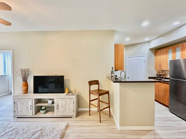 Building Photo - 6900 E Princess Dr