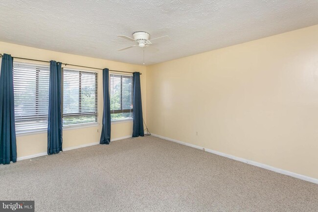 Building Photo - 4418 Roland Springs Dr