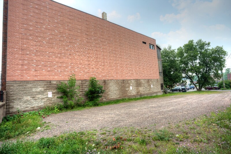 Building Photo - 222 E Aurora St