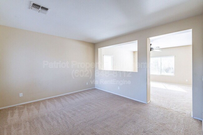 Building Photo - 26043 W Potter Dr