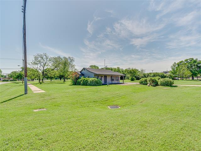 Building Photo - 416 N 8th St