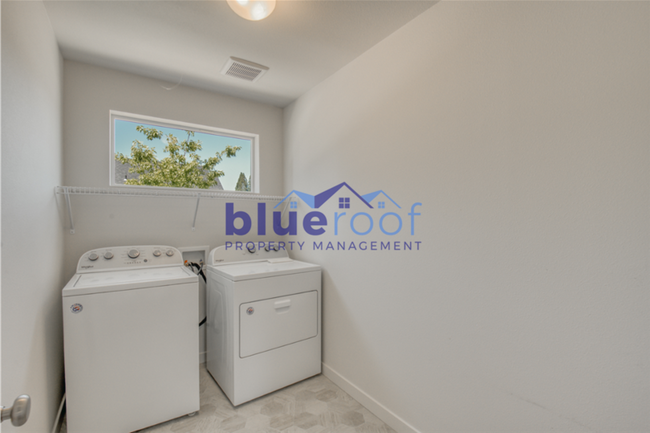 Building Photo - 75 N Adair Dr