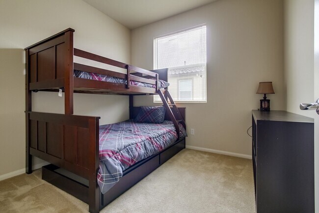 Building Photo - 2474 Antlers Way