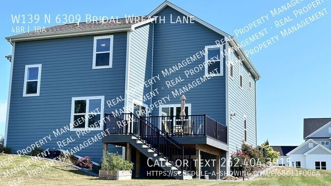 Building Photo - Beautiful Single family 4 bedroom 2.5 Bath