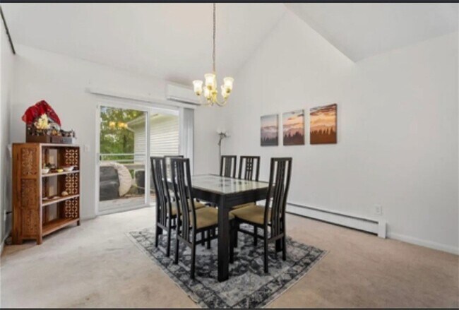 Building Photo - 121 Birchwood Dr