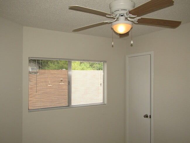 Building Photo - 10609 Archdale Dr