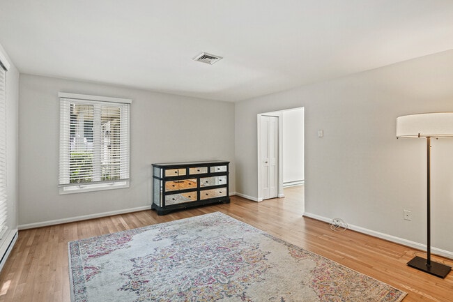 Building Photo - 1006 Dreams Landing Way