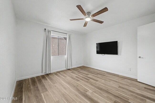 Building Photo - 5995 N 78th St