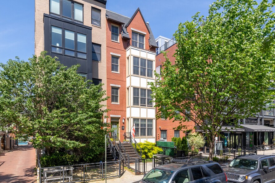 Building Photo - 1912 8th St NW