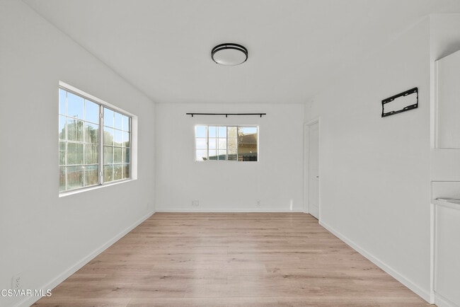 Building Photo - 151 Forbes Ln