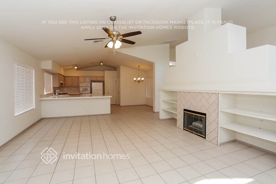 Building Photo - 829 Beefeater Pl