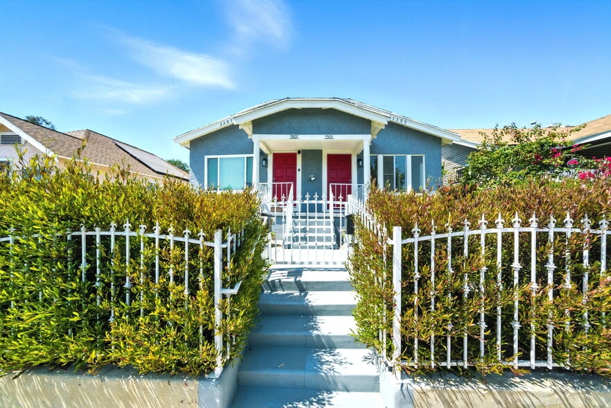 Primary Photo - 3305 W 27th St