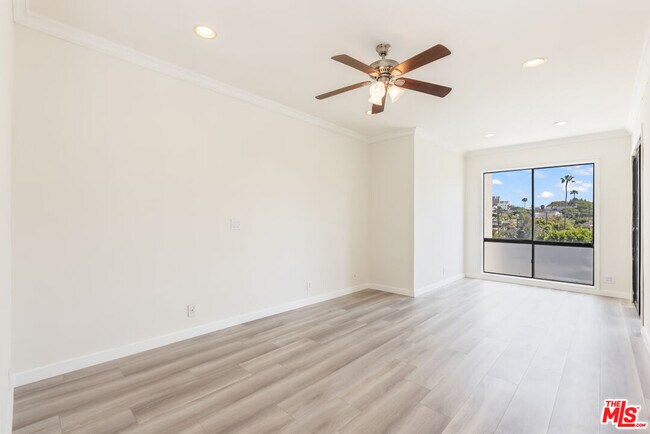 Building Photo - 2324 S Beverly Glen Blvd