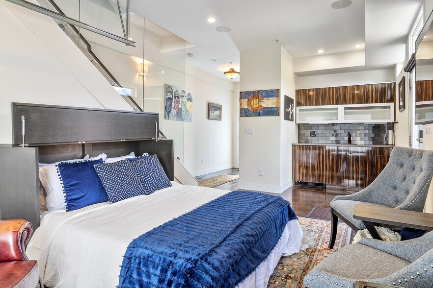 3rd Bedroom Lounge - 1819 Irving St