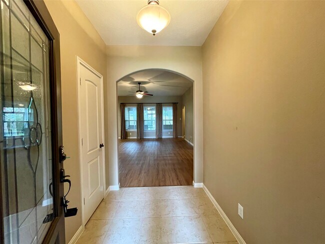 Building Photo - 2035 Borthwick Ln