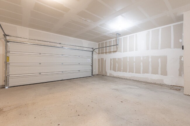 Building Photo - 5631 Pearl Mdw