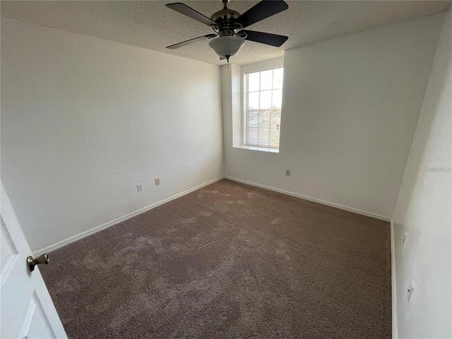 Building Photo - 8581 Fort Thomas Wy