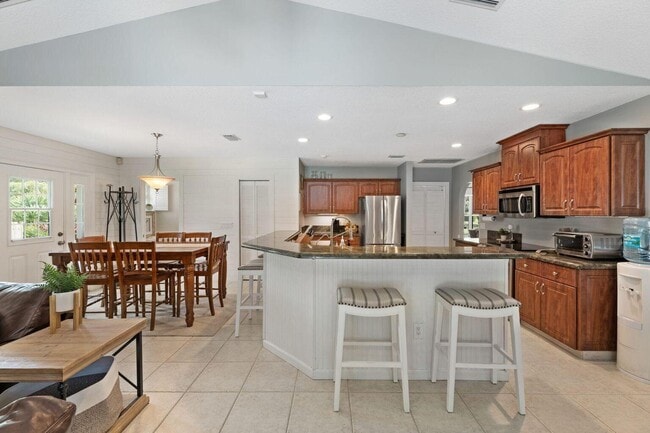 Building Photo - 14775 Stirrup Ln