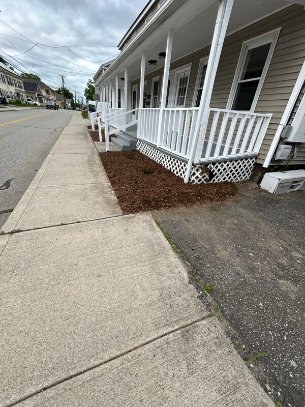 Building Photo - 48 Mechanic St