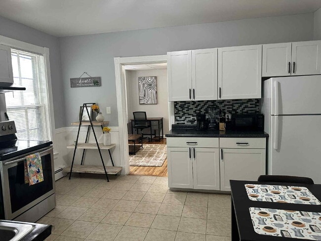 Building Photo - 73 Greenhill Parkway Unit 1R Worcester, MA 01605