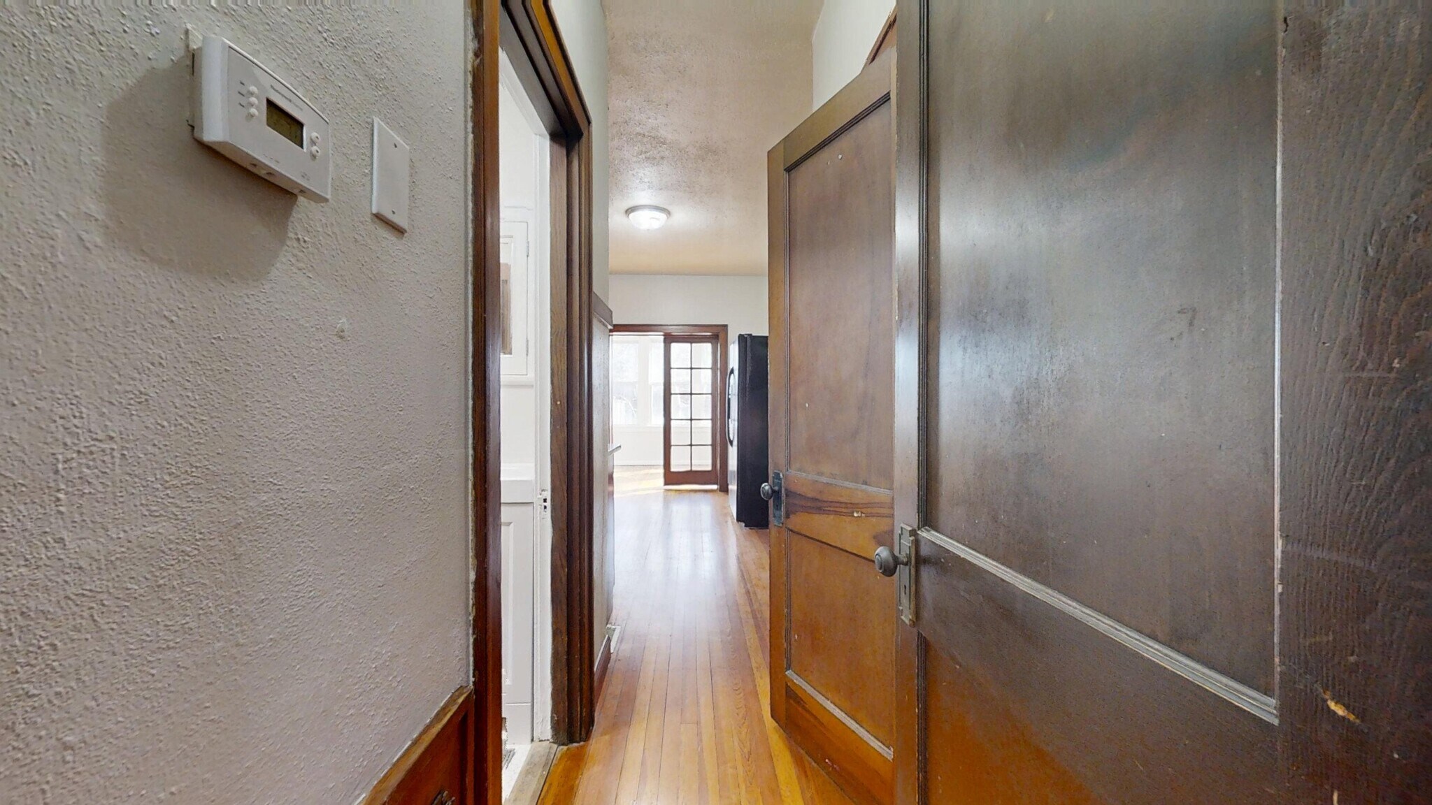 Building Photo - 3704 Fairview Ave