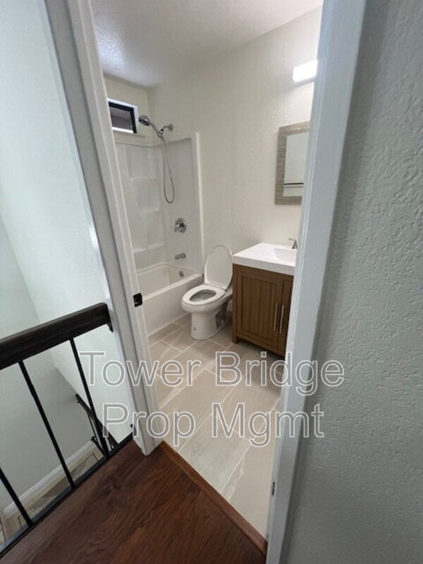 Building Photo - 2247 Atrisco Cir