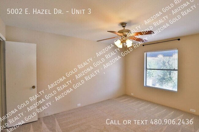 Building Photo - 5002 E Hazel Dr