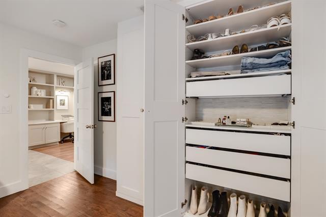 Building Photo - 5029 Locke Ave