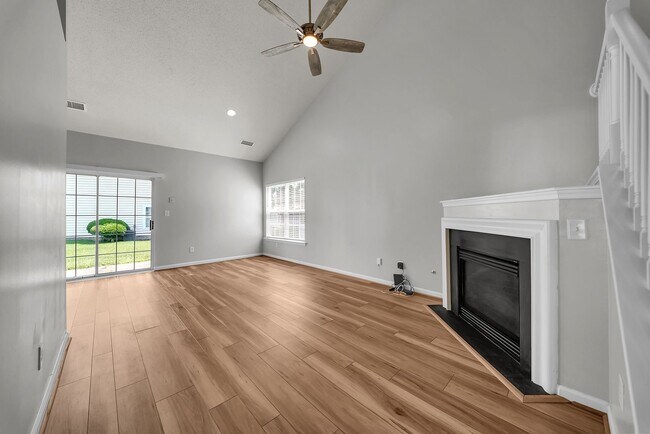 Building Photo - 408 Holmes Blvd