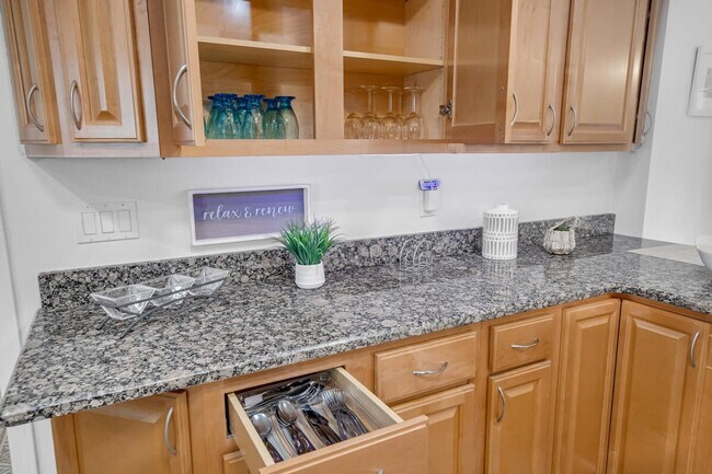 Building Photo - 58 Comanche Ct