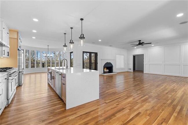 Building Photo - 350 Kelson Dr NW