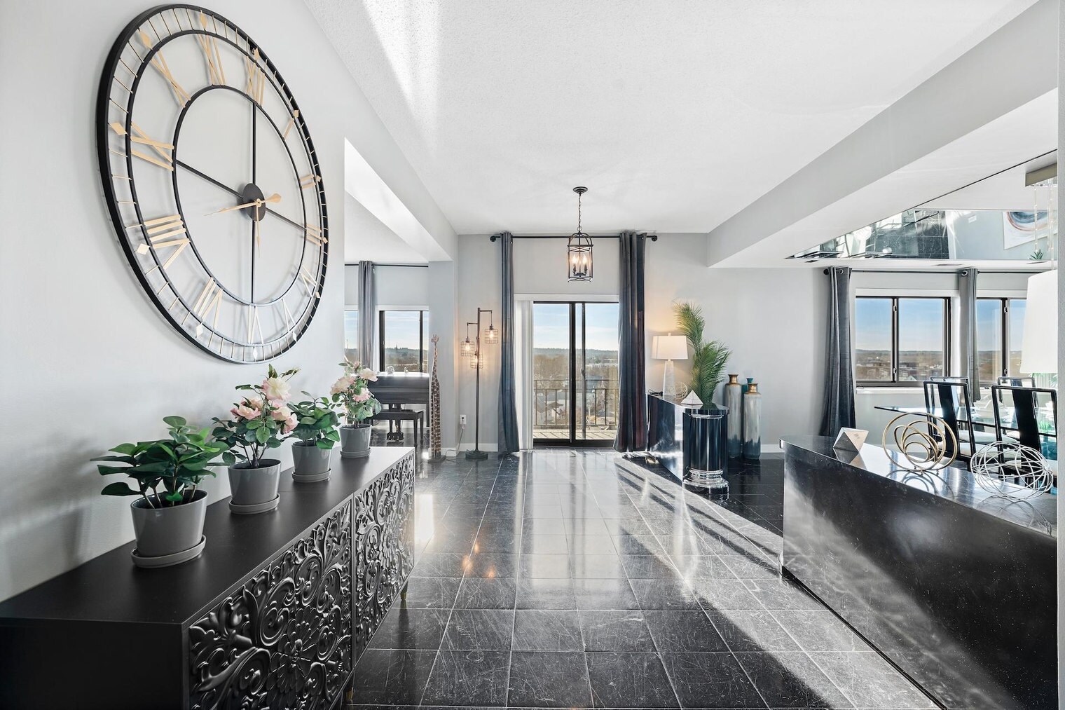 Building Photo - 275 U.S. 20-SI ID1240408P