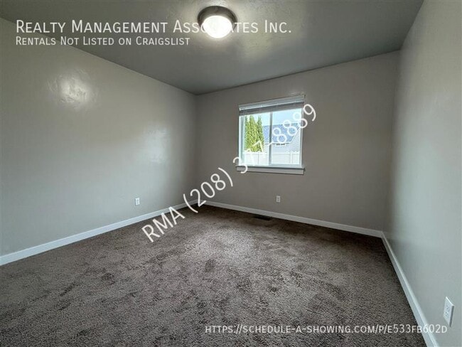 Building Photo - 701 E Gannett Dr