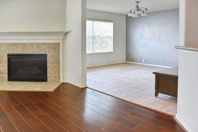 Building Photo - 13600 Breton Ridge St
