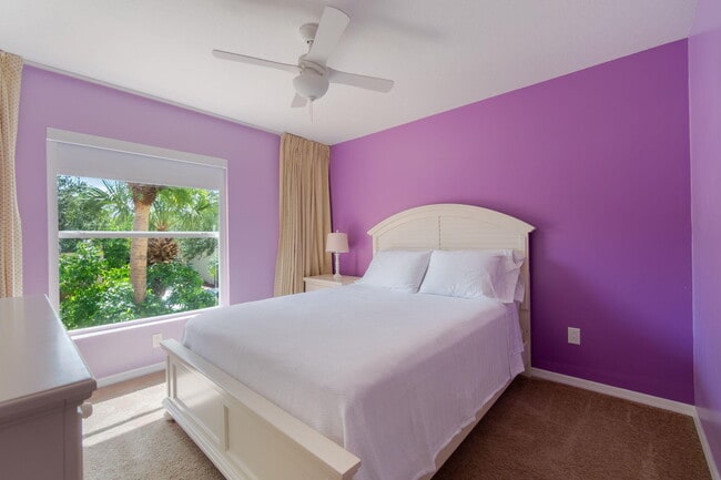 Building Photo - 213 River Bluff Ln