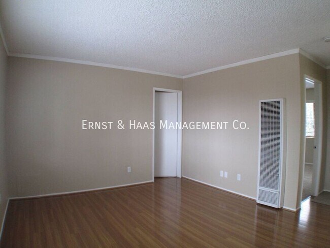 Building Photo - 3875 Cherry Ave