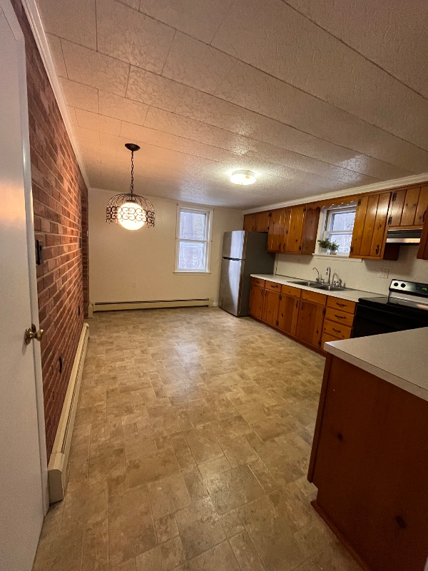 Building Photo - 120 Wooddale Rd