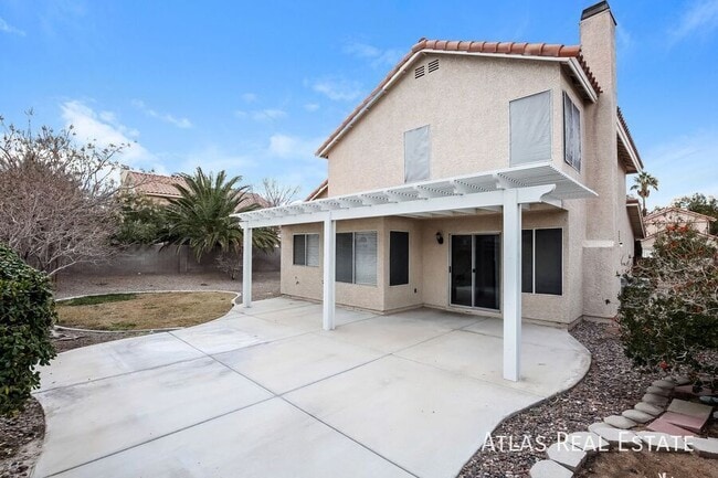 Building Photo - Fabulous Two Story 3 Bed/3 Bath Home in No...