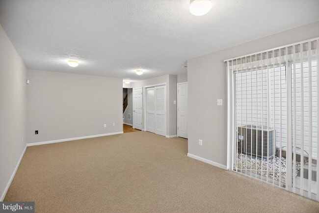 Building Photo - 9875 Decatur Rd