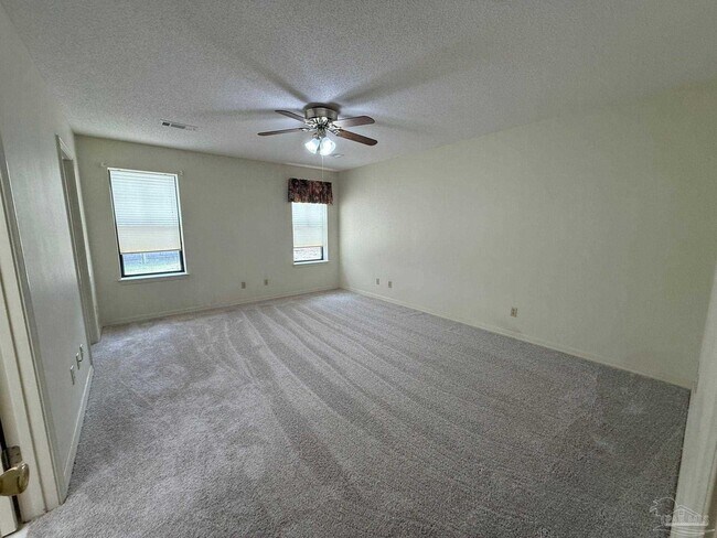 Building Photo - 3801 N 12th Ave