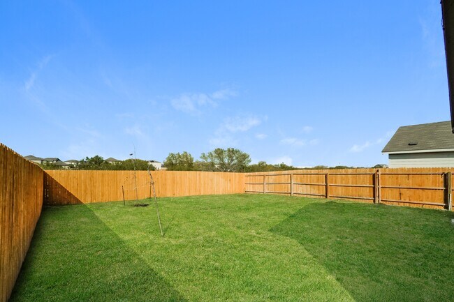 Building Photo - 435 Filibusters Trail