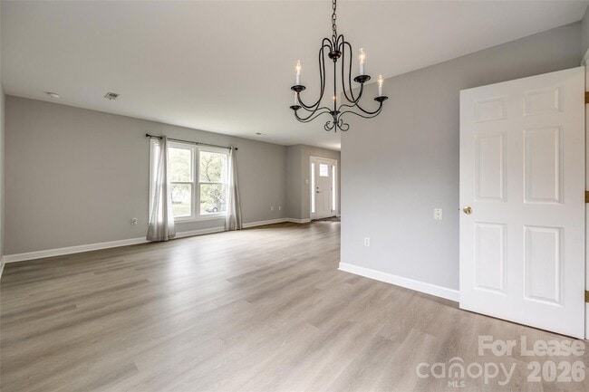 Building Photo - 7324 Killingdeer Ln