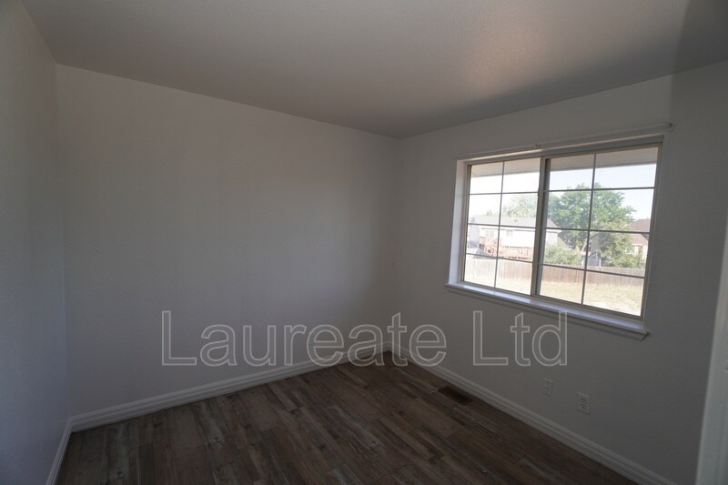 Building Photo - 4776 Blackhawk Wy