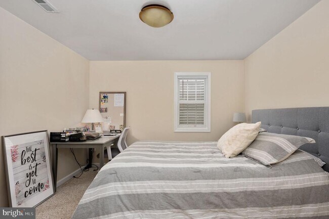 Building Photo - 13731 Bridlewood Dr