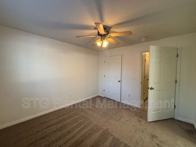 Building Photo - 2642 E 750 N